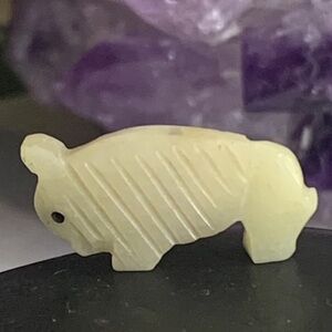 Vintage Native American Zuni Hand Carved Buffalo Fetish Bead Drilled Animal 1"